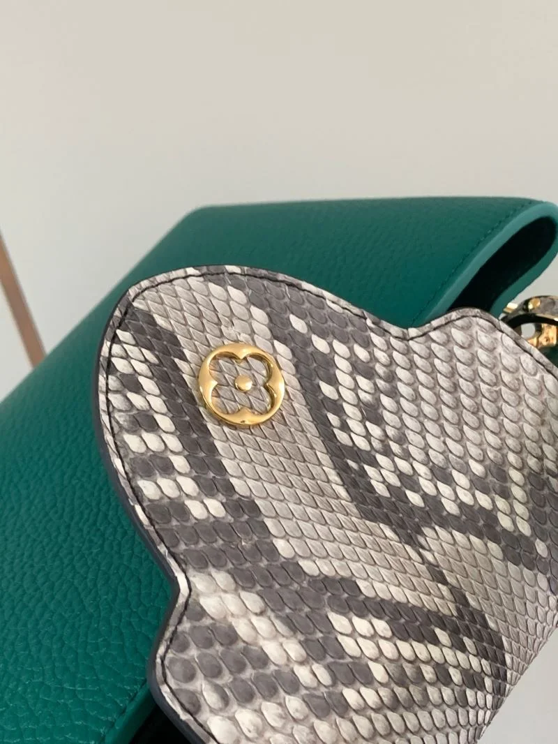 Bold Louis Vuitton Capucines BB Bags 40689