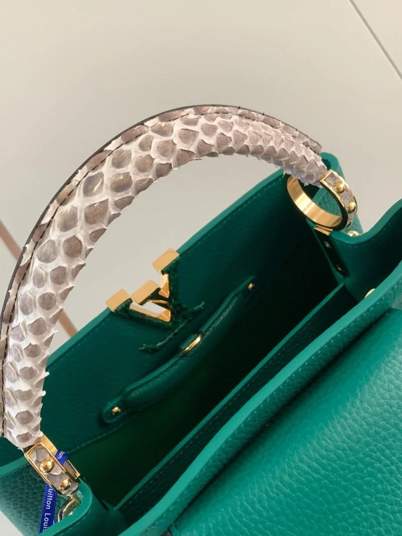 Bold Louis Vuitton Capucines BB Bags 40689