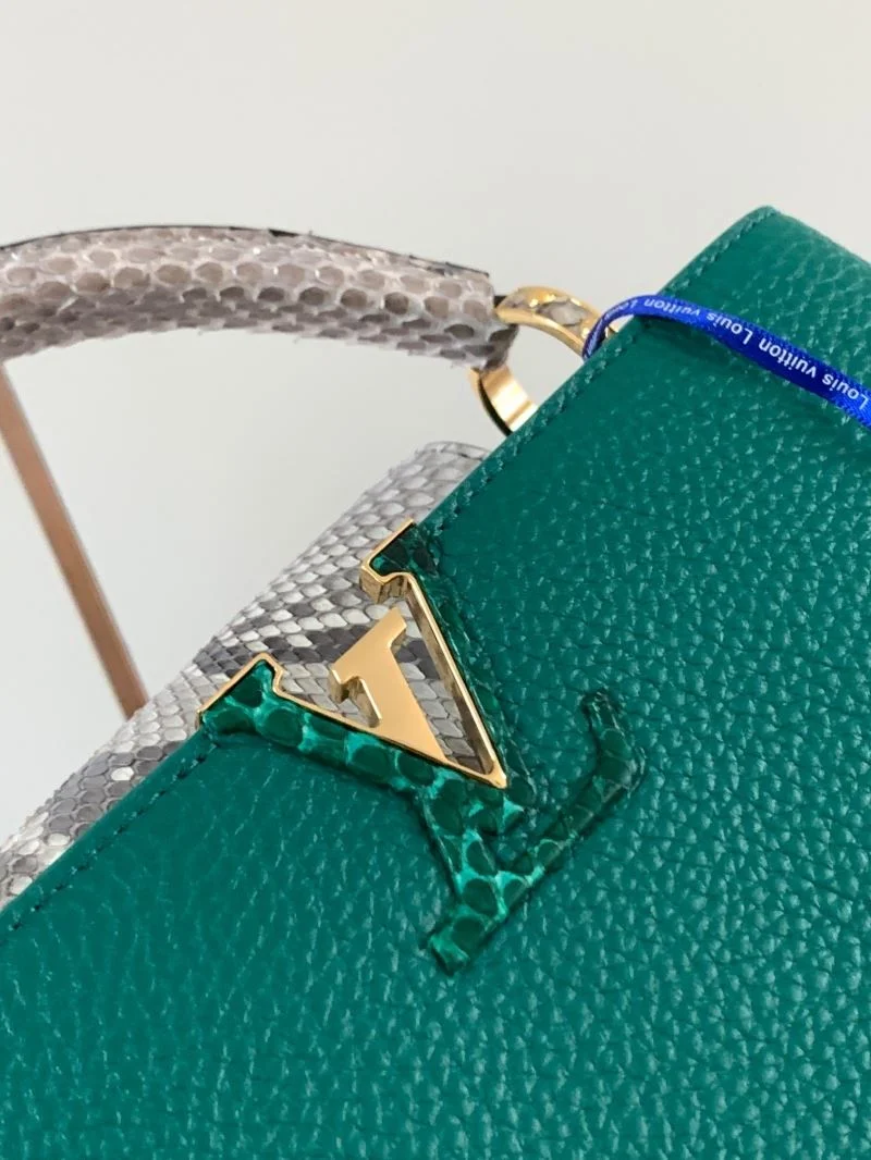Bold Louis Vuitton Capucines BB Bags 40689