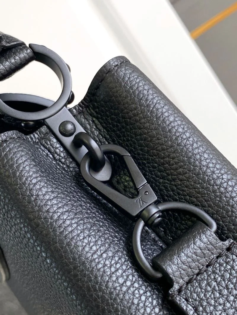 Louis Vuitton Capucines BB Bags FreshLook 40696