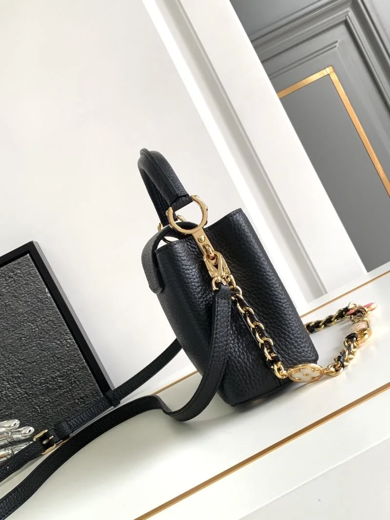 Fashionable Louis Vuitton Capucines BB Bags 40698