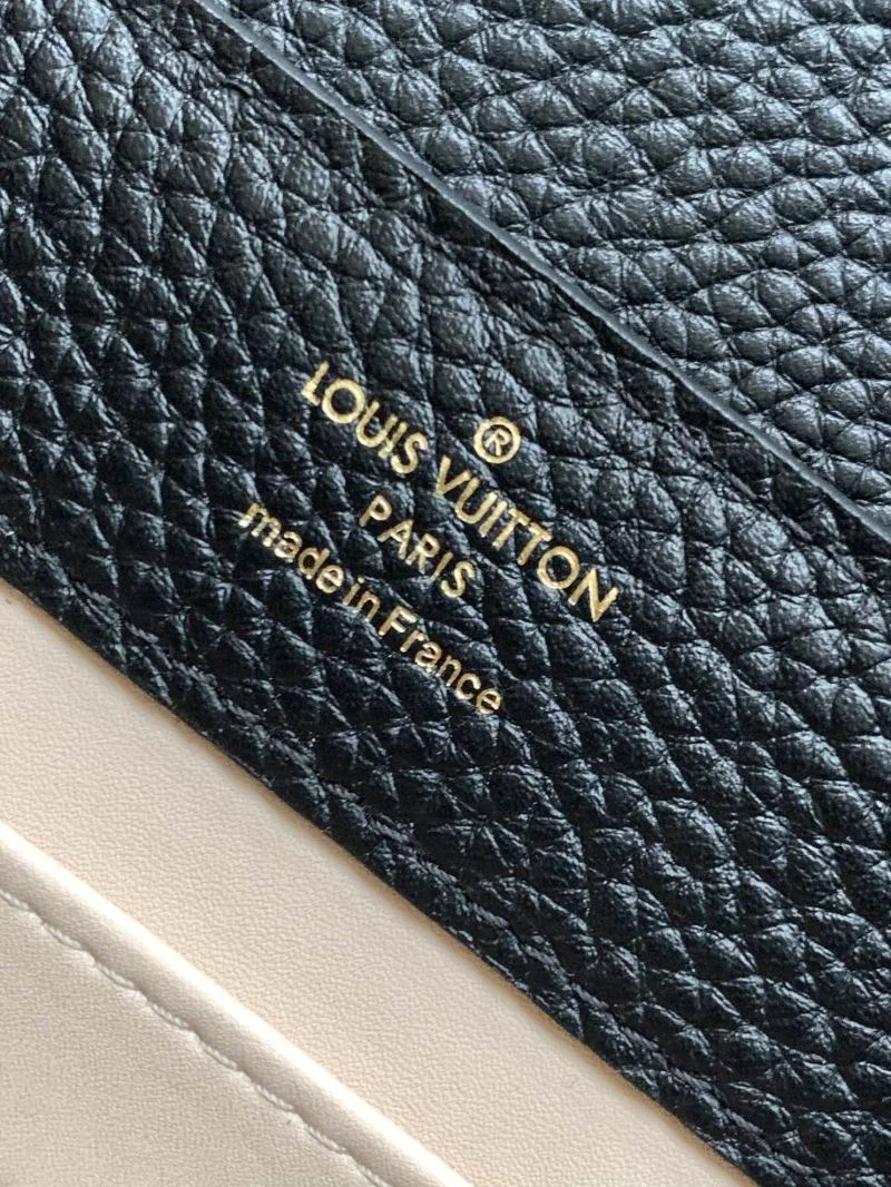 Fashionable Louis Vuitton Capucines BB Bags 40698