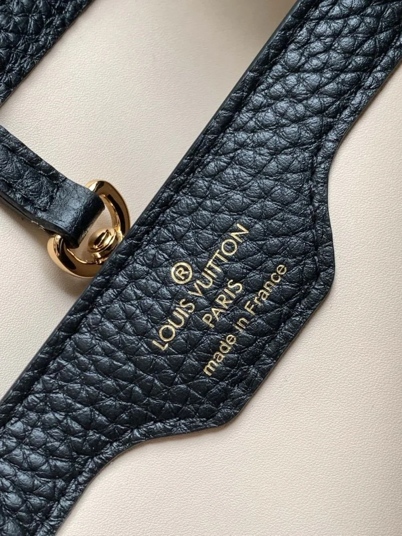 FlexibleFit Louis Vuitton Capucines BB Bags 40688