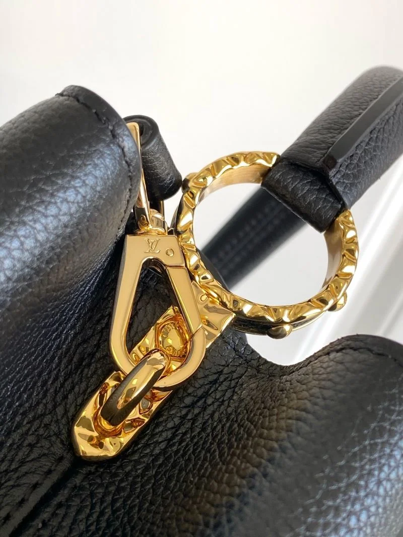 Neat Louis Vuitton Capucines BB Bags 40685