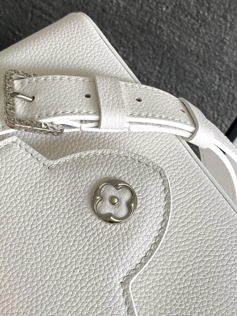 Functional Louis Vuitton Capucines BB Bags 40716