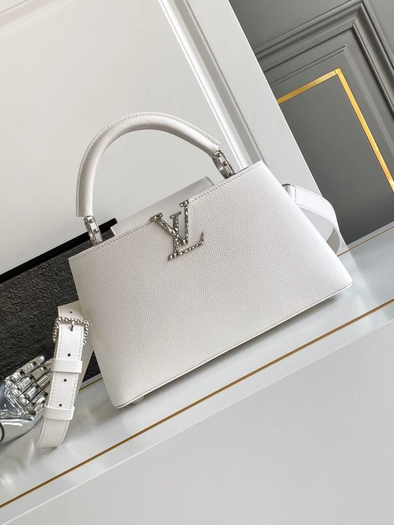 Louis Vuitton Capucines BB Bags TechFriendly 40684