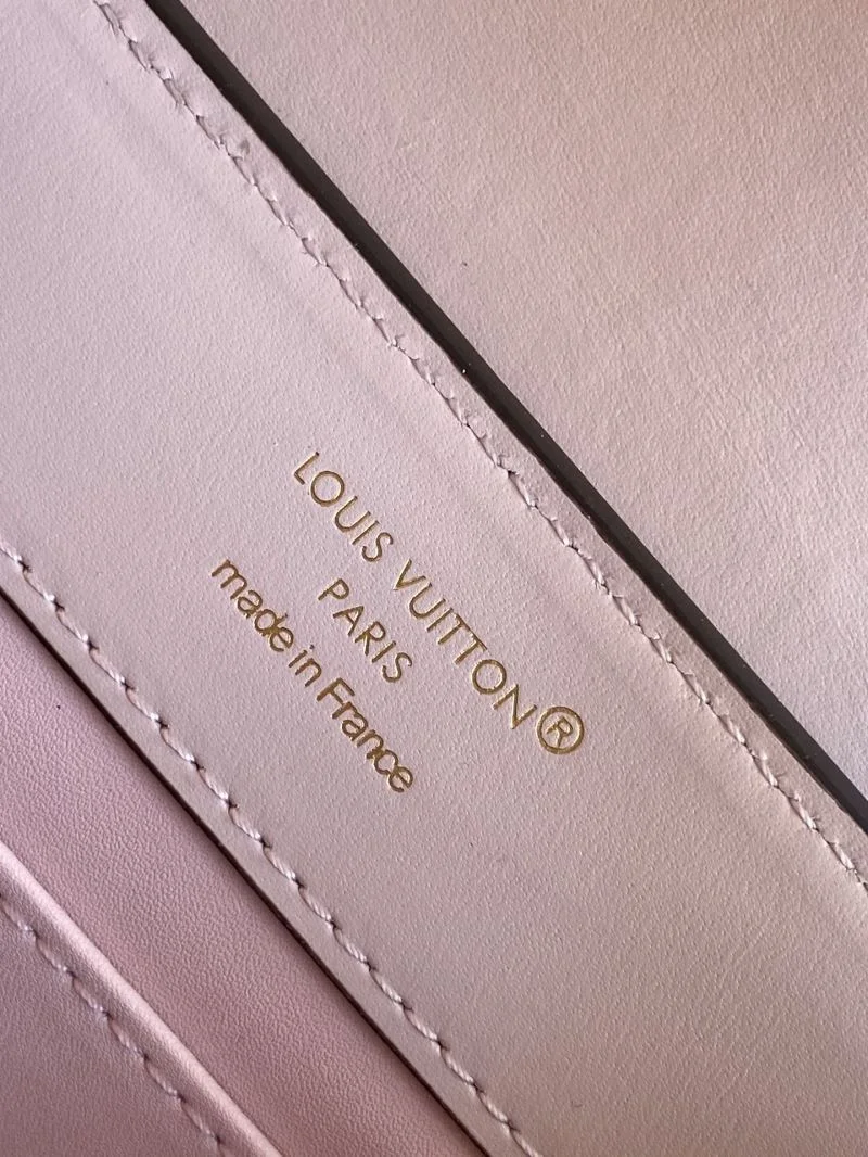 NewStyle Louis Vuitton Capucines BB Bags 40715