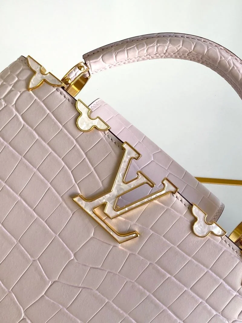 WrinkleFree Louis Vuitton Capucines BB Bags 40682