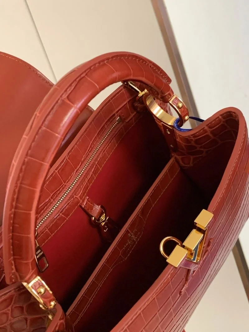 Effortless Louis Vuitton Capucines BB Bags 40673