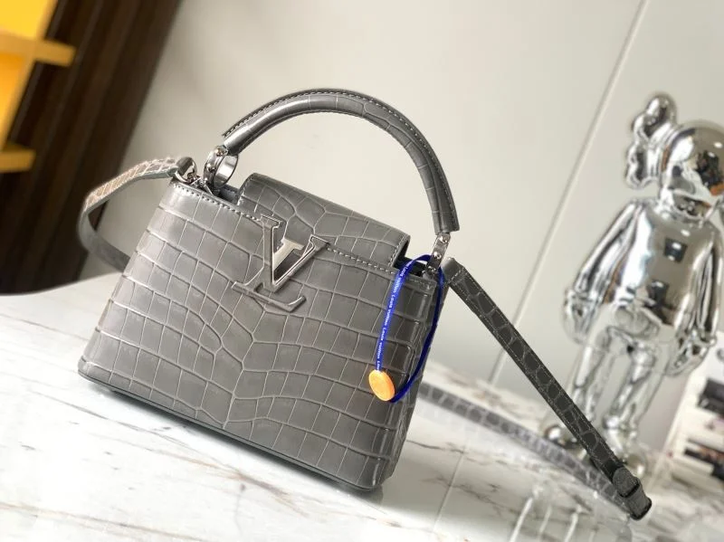 Neat Louis Vuitton Capucines BB Bags 40671