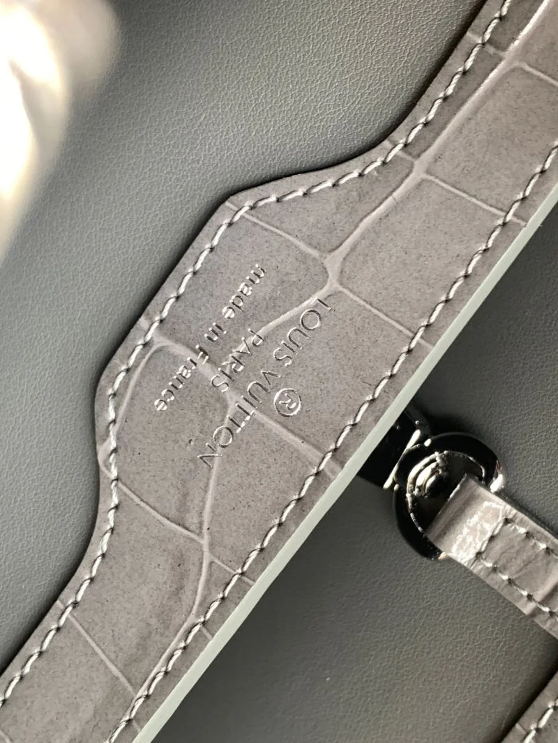 Louis Vuitton Capucines BB Bags Bright 40672