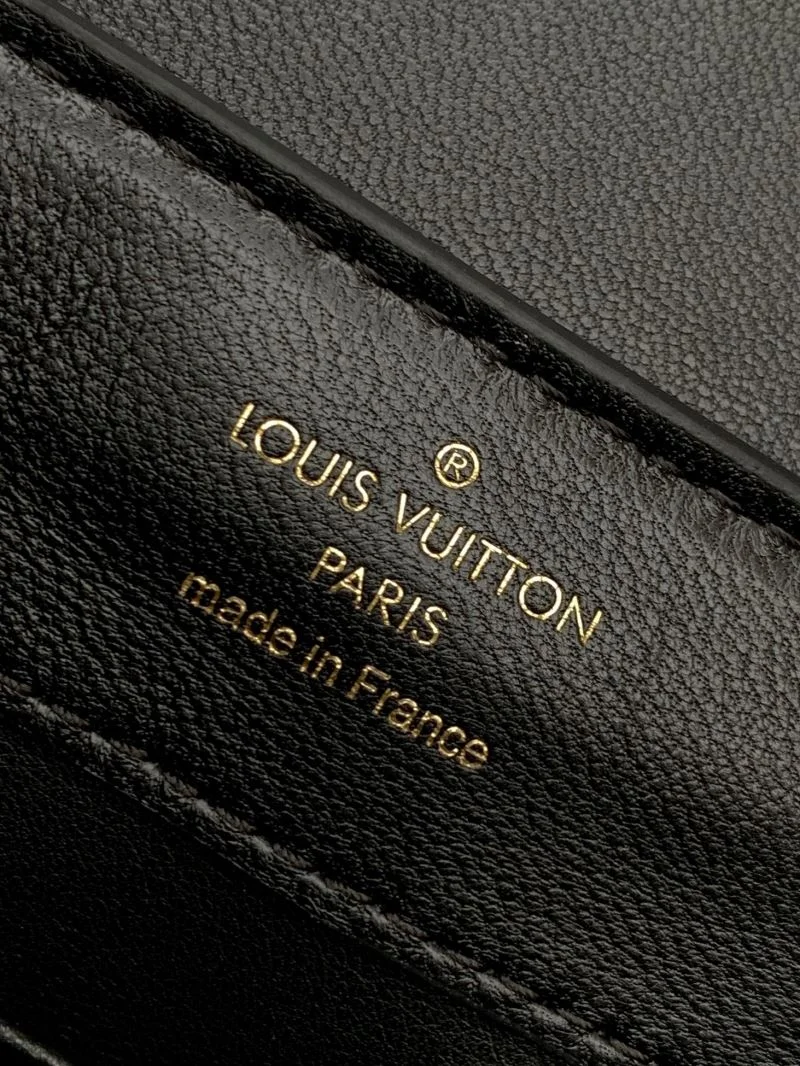 Original Louis Vuitton Capucines BB Bags 40668
