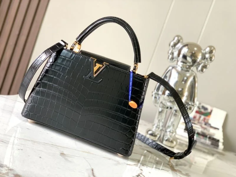 Cozy Louis Vuitton Capucines BB Bags 40667