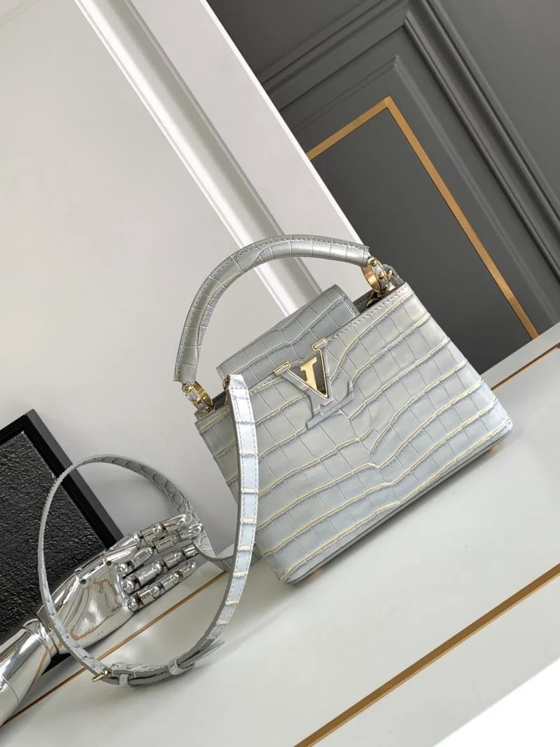 TravelReady Louis Vuitton Capucines BB Bags 40653
