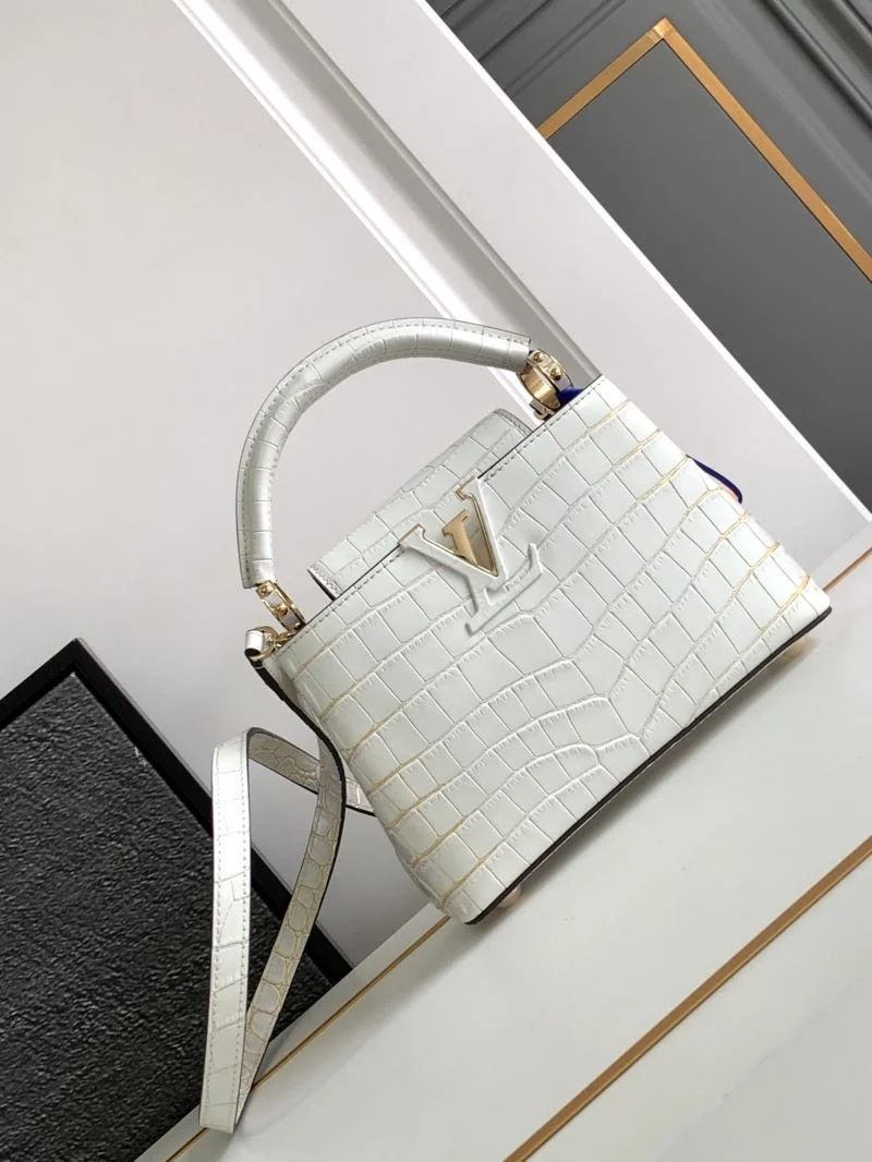 WrinkleFree Louis Vuitton Capucines BB Bags 40670