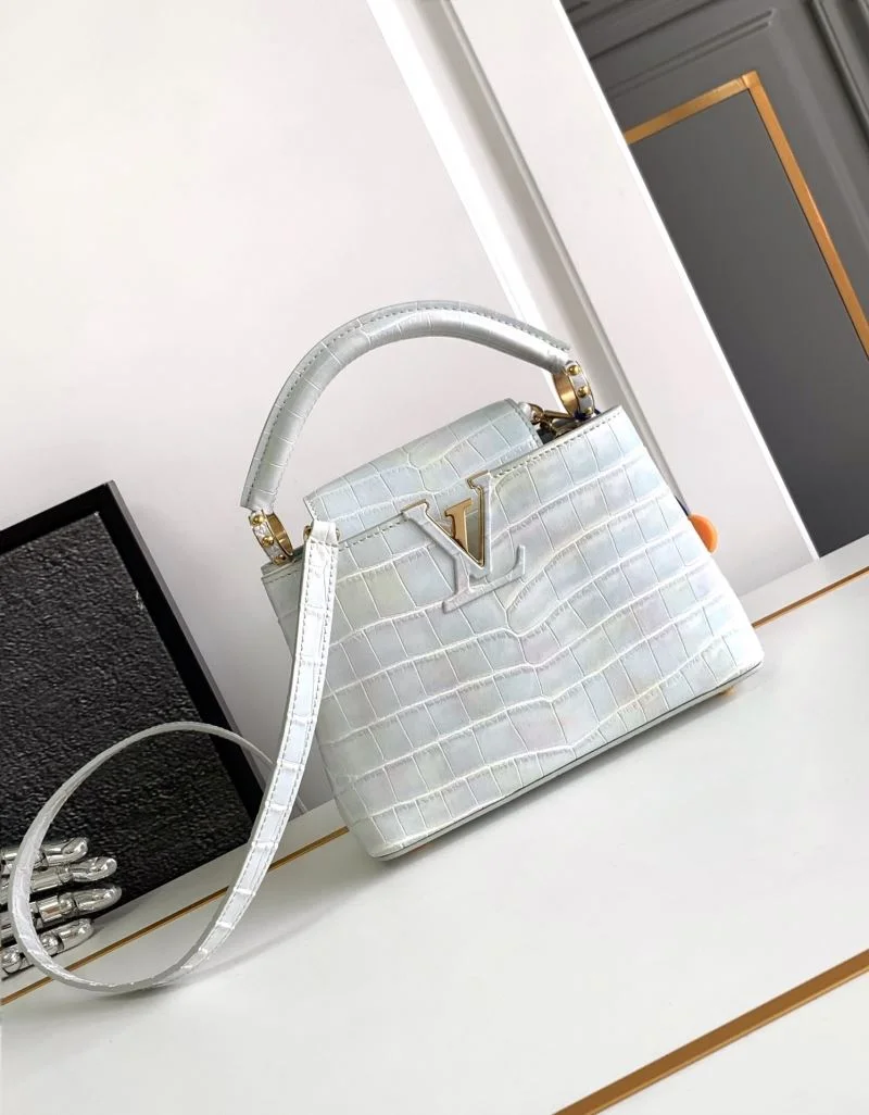 Louis Vuitton Capucines BB Bags Lightweight 40654