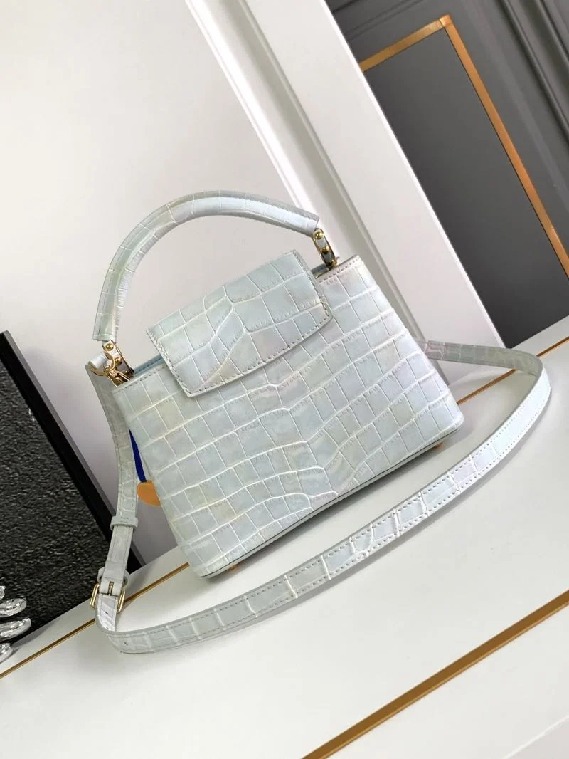 Louis Vuitton Capucines BB Bags Lightweight 40654