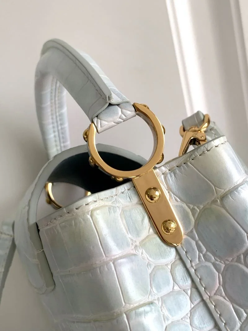 Louis Vuitton Capucines BB Bags Lightweight 40654
