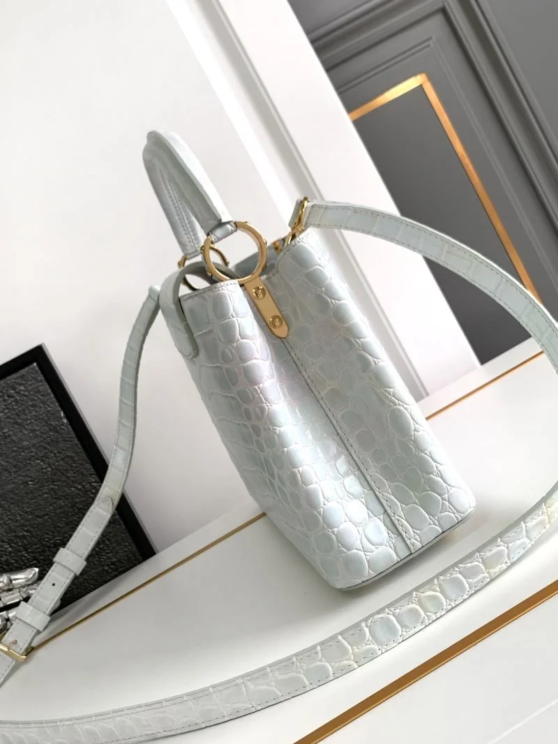 Efficient Louis Vuitton Capucines BB Bags 40665