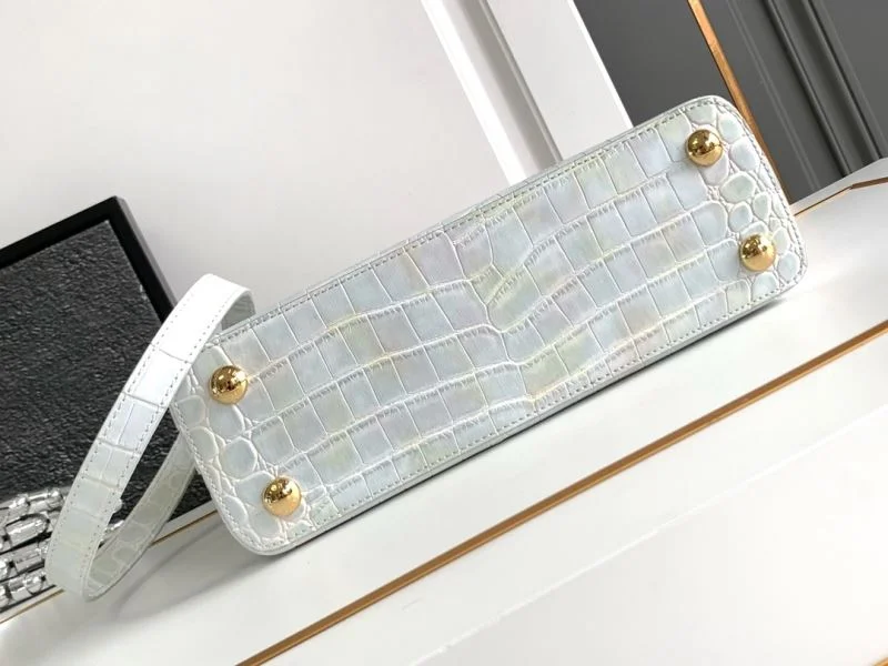 Efficient Louis Vuitton Capucines BB Bags 40665