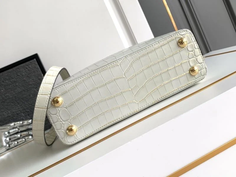 SunProtective Louis Vuitton Capucines BB Bags 40660