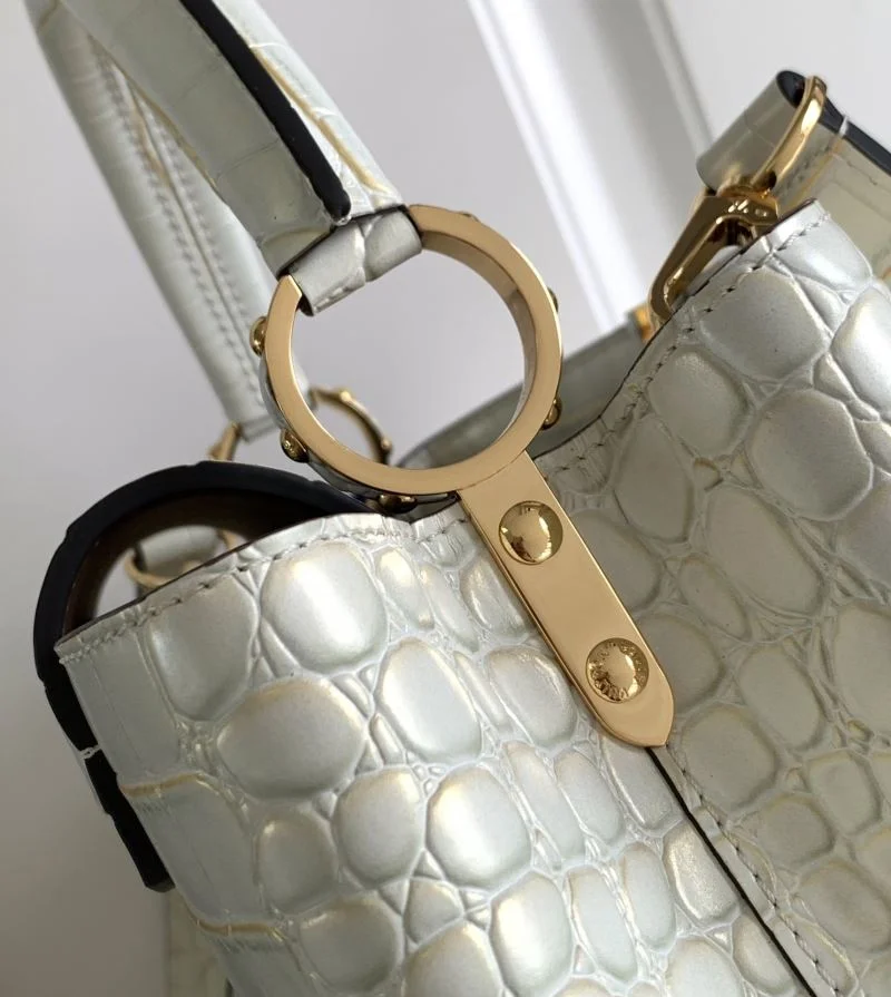SunProtective Louis Vuitton Capucines BB Bags 40660