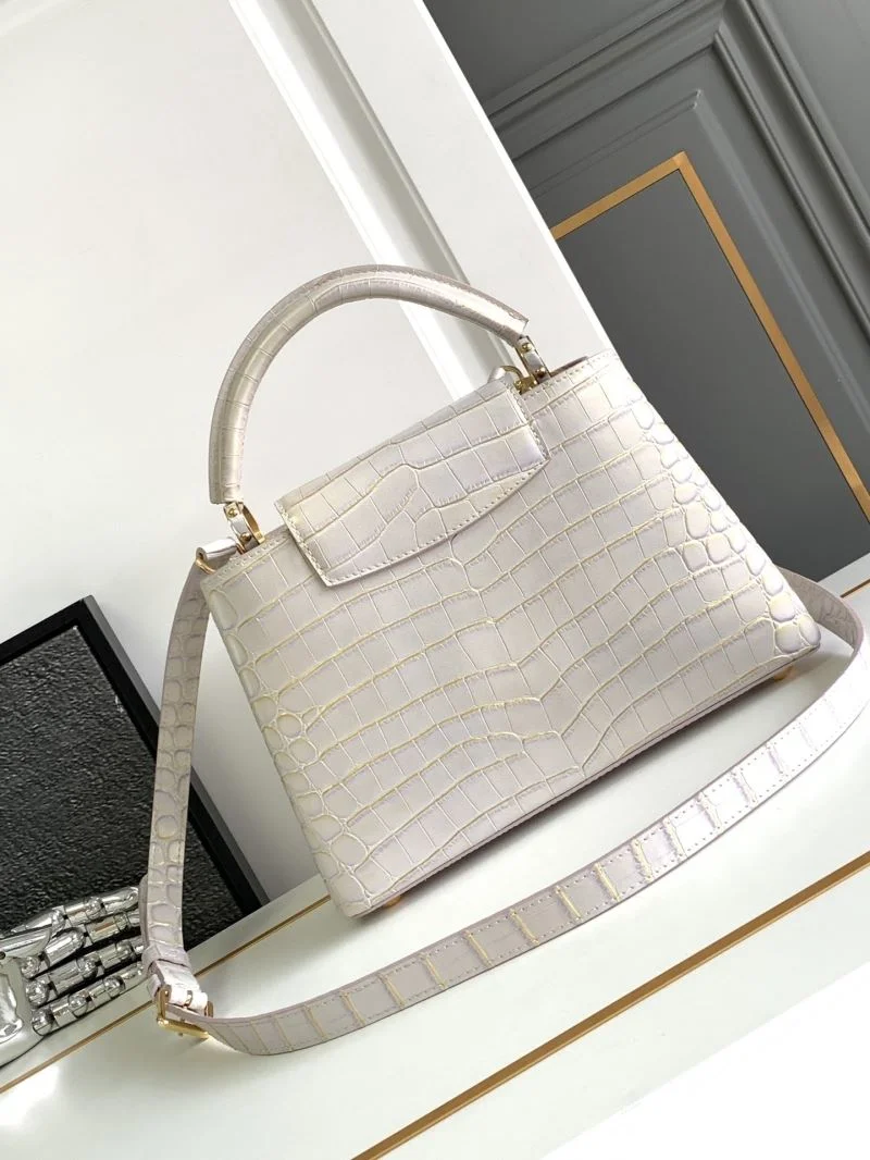 Louis Vuitton Capucines BB Bags Youthful 40741