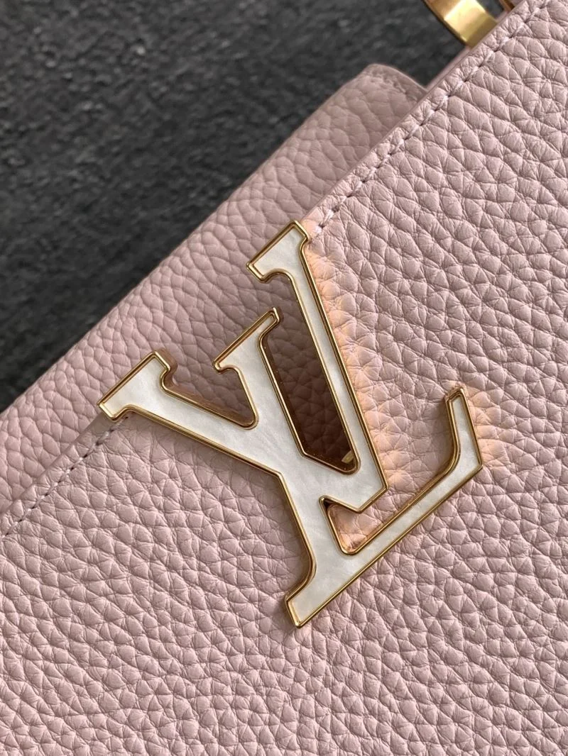 StreetReady Louis Vuitton Capucines BB Bags 40650