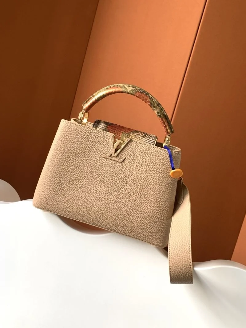 Classic Louis Vuitton Capucines BB Bags 40648