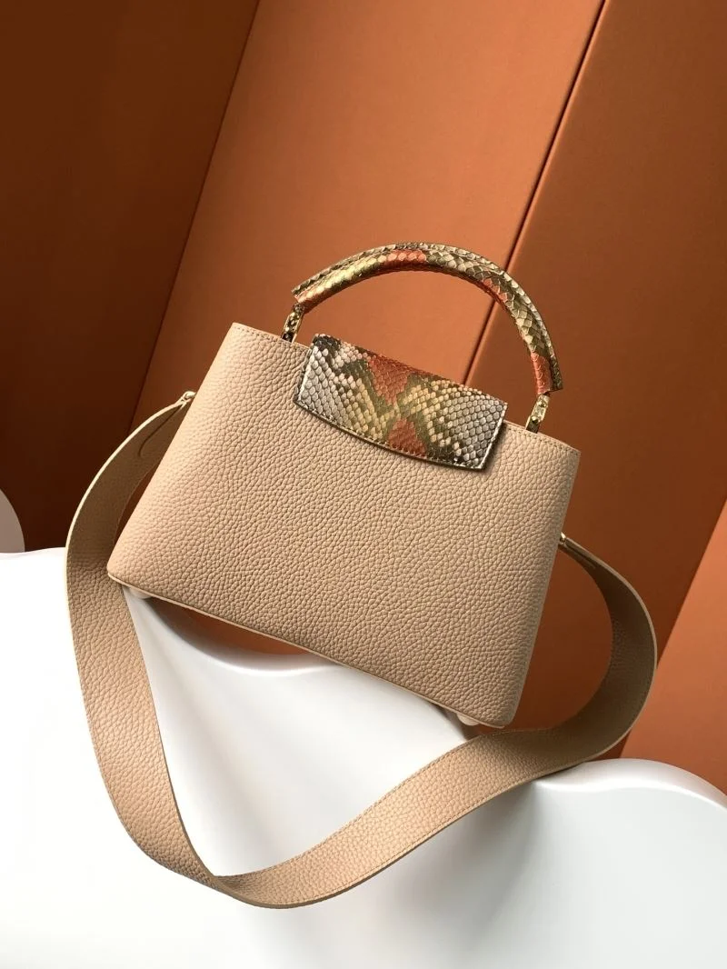 Classic Louis Vuitton Capucines BB Bags 40648
