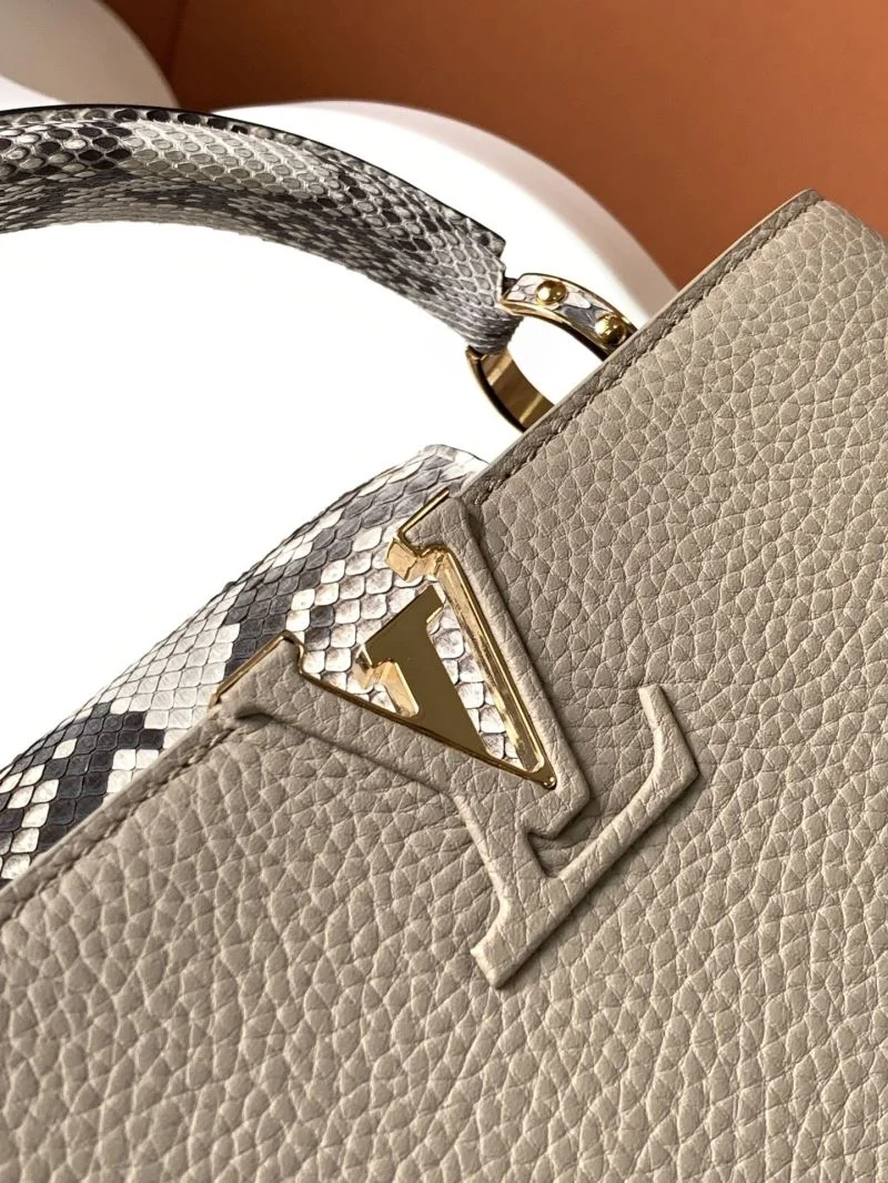 Modern Louis Vuitton Capucines BB Bags 40687