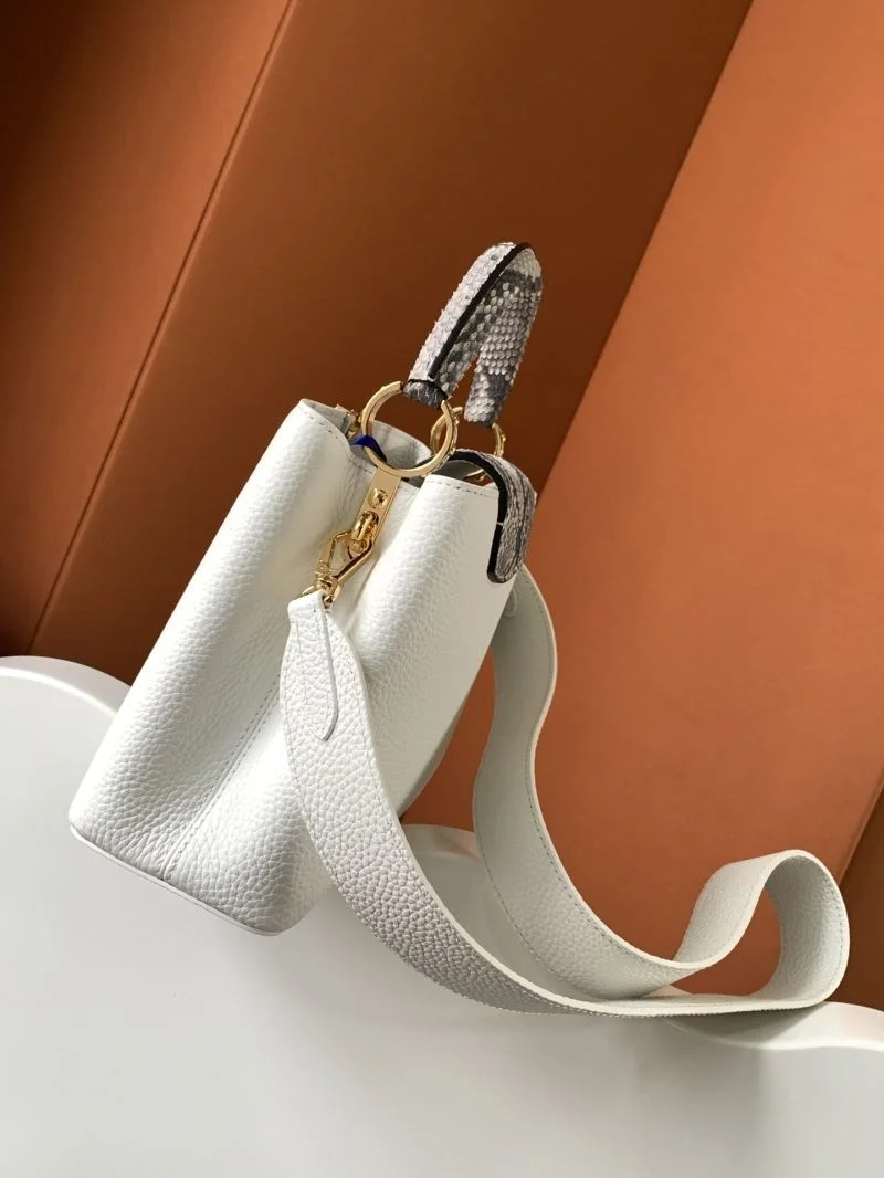Louis Vuitton Capucines BB Bags Functional 40641