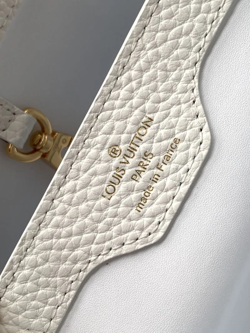 Louis Vuitton Capucines BB Bags Functional 40641