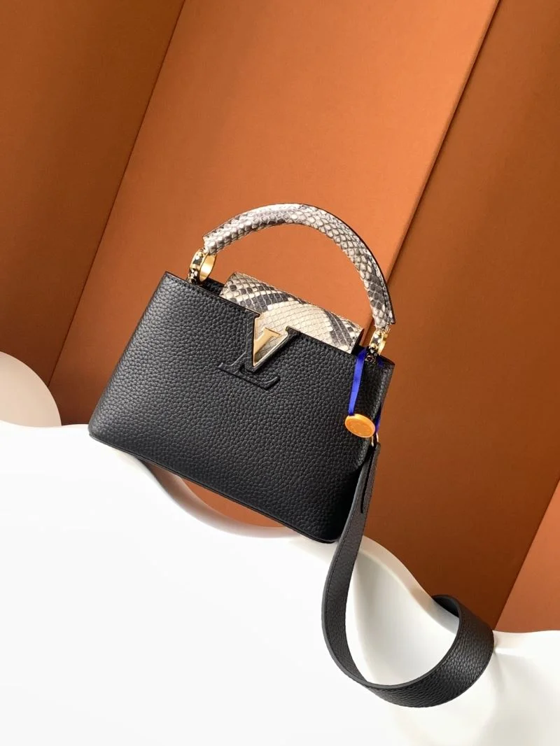 TechFriendly Louis Vuitton Capucines BB Bags 40639