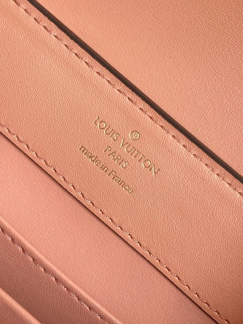 Efficient Louis Vuitton Capucines BB Bags 40627