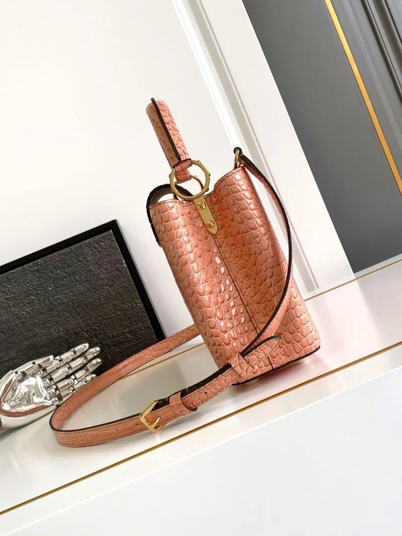 WrinkleFree Louis Vuitton Capucines BB Bags 40633