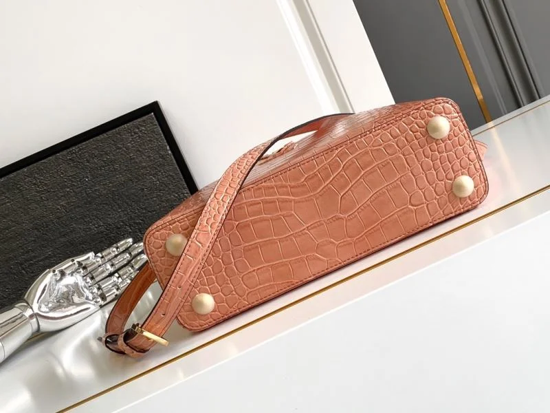 WrinkleFree Louis Vuitton Capucines BB Bags 40633