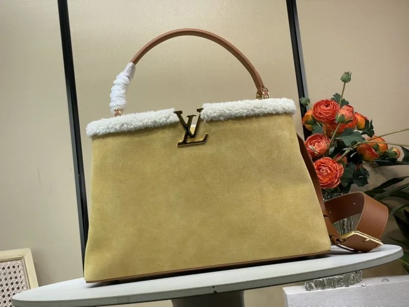 Fashionable Louis Vuitton Capucines BB Bags 40632