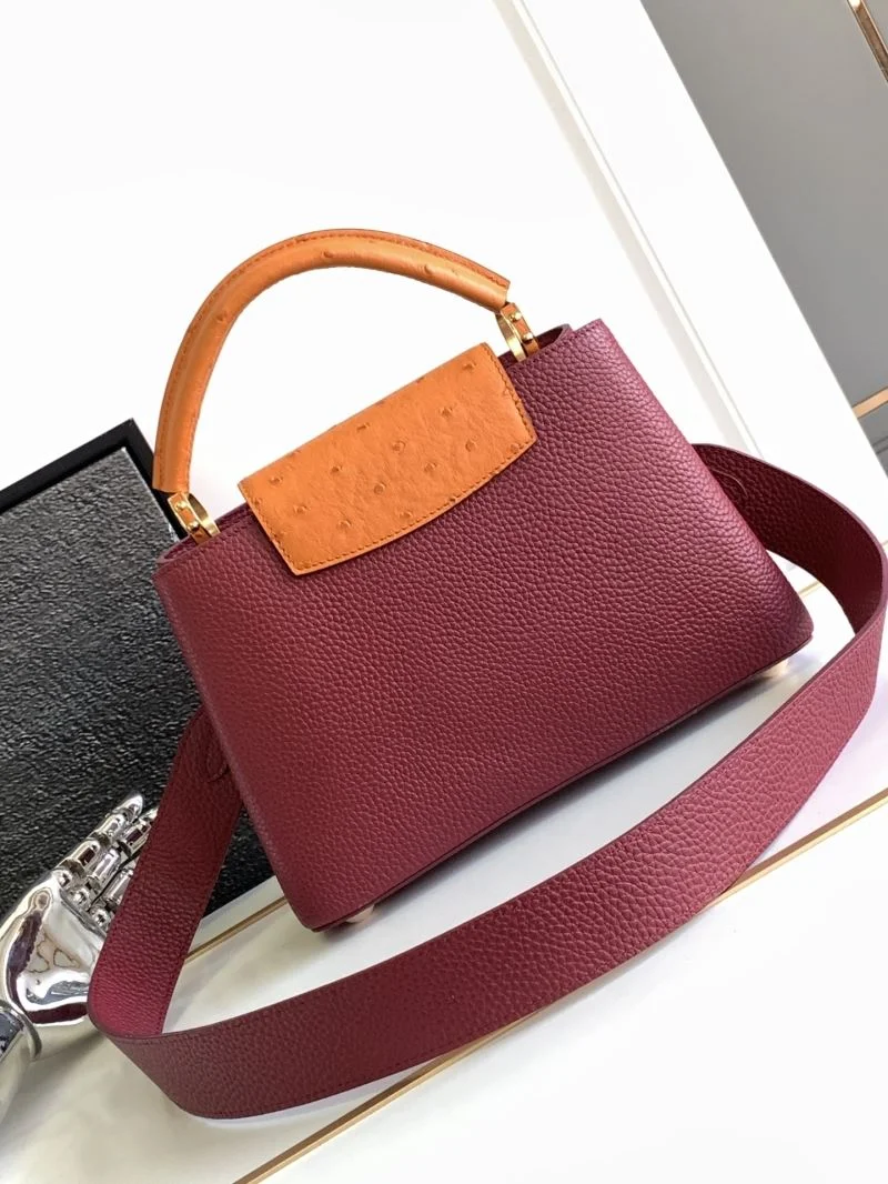 Flexible Louis Vuitton Capucines BB Bags 40657