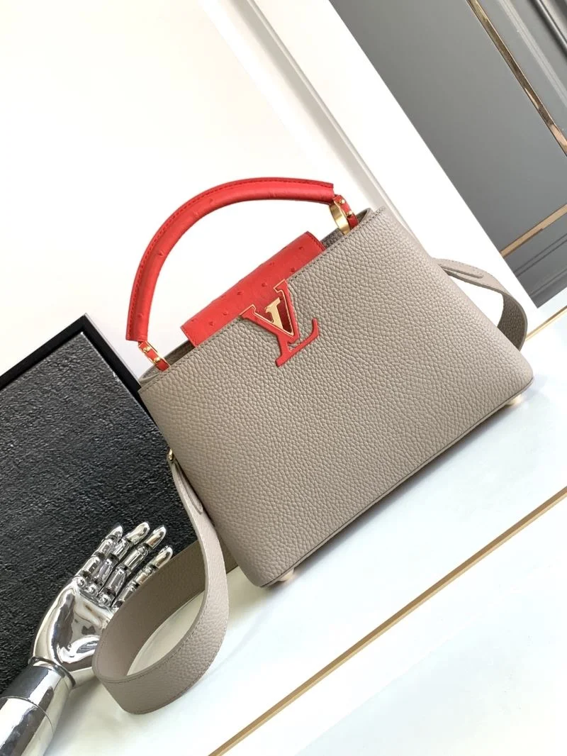 Timeless Louis Vuitton Capucines BB Bags 40666