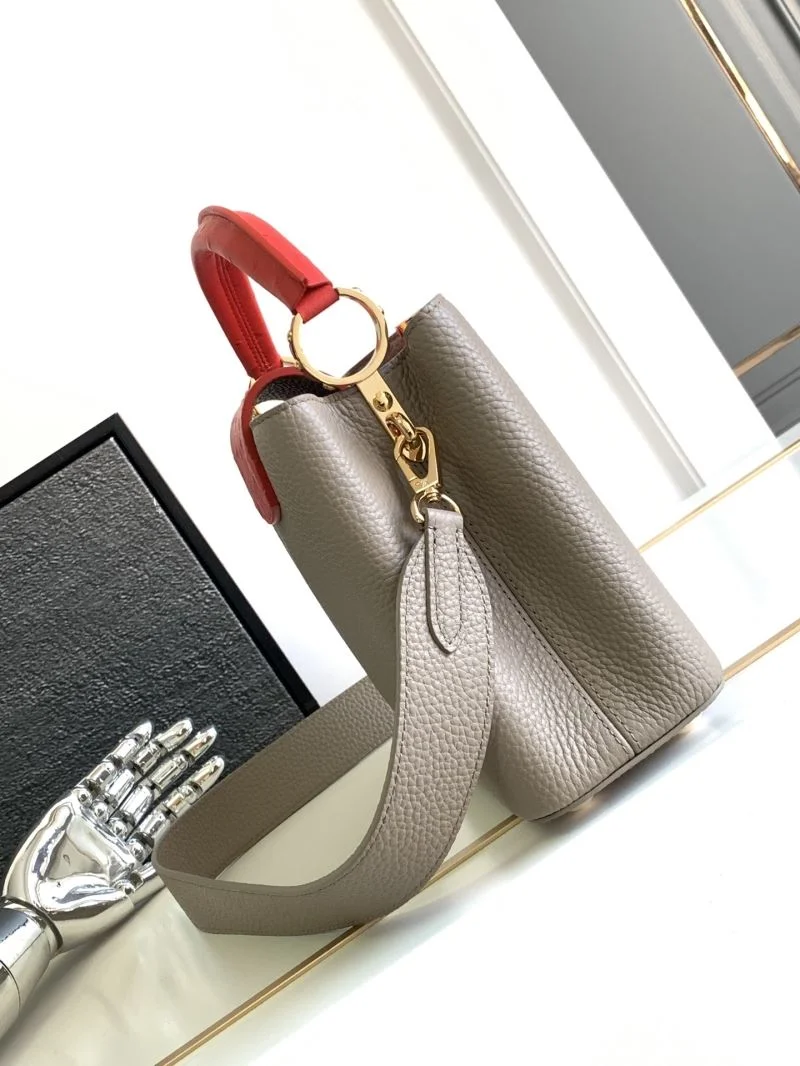 Timeless Louis Vuitton Capucines BB Bags 40666
