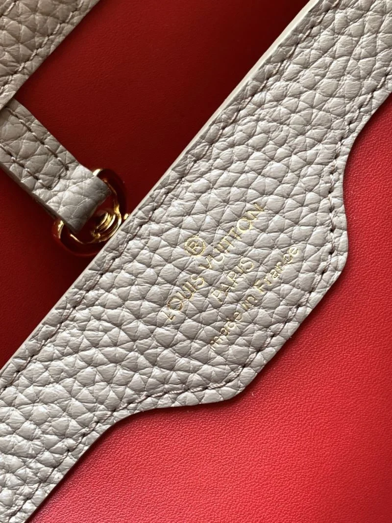 Timeless Louis Vuitton Capucines BB Bags 40666