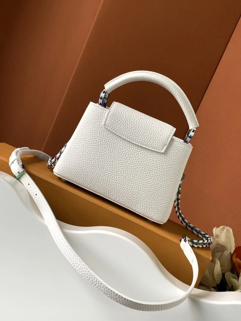 Sophisticated Louis Vuitton Capucines BB Bags 40651