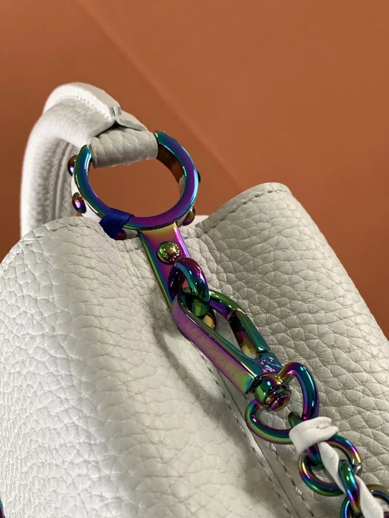 Sophisticated Louis Vuitton Capucines BB Bags 40651