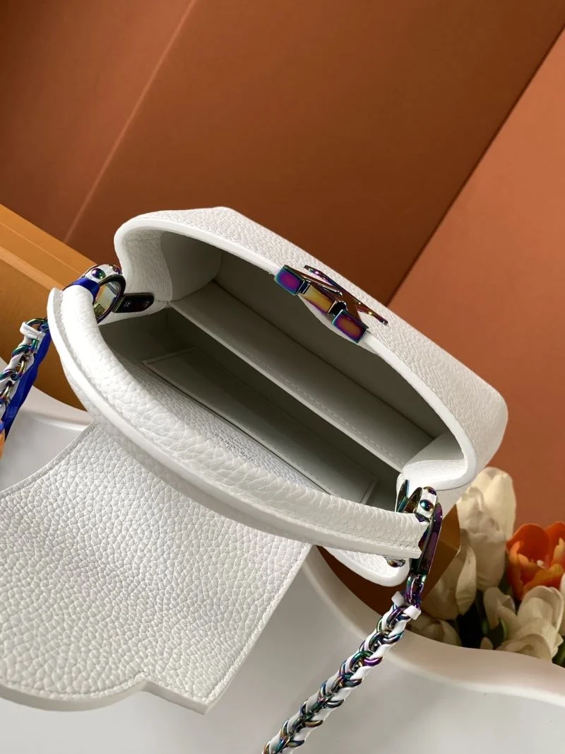 Sophisticated Louis Vuitton Capucines BB Bags 40651