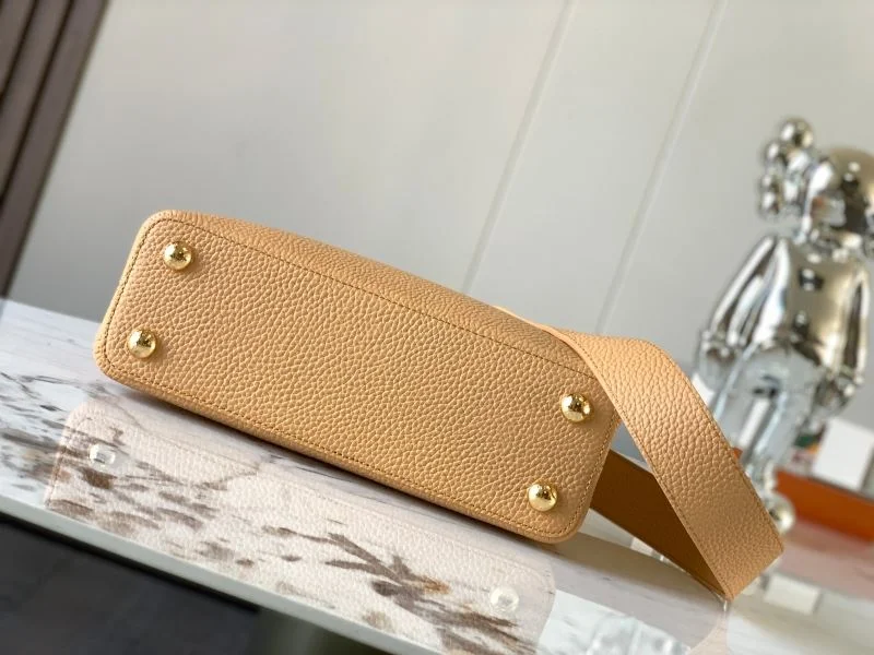Bold Louis Vuitton Capucines BB Bags 40619
