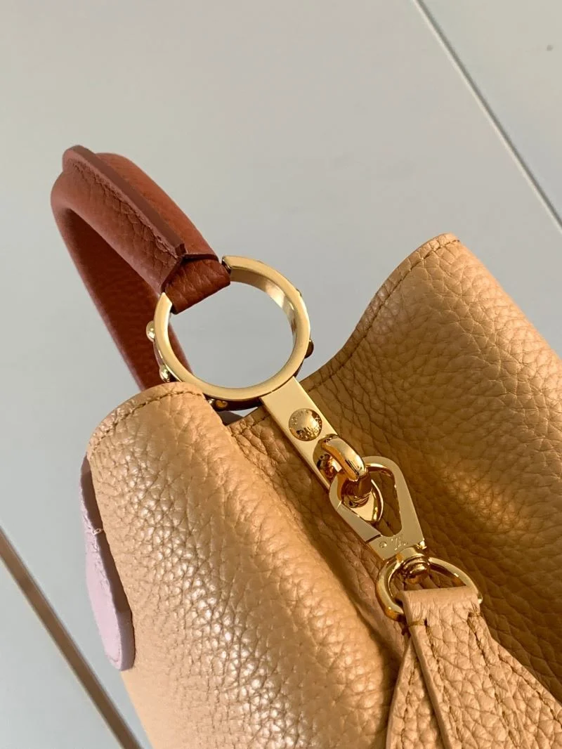 Bold Louis Vuitton Capucines BB Bags 40619