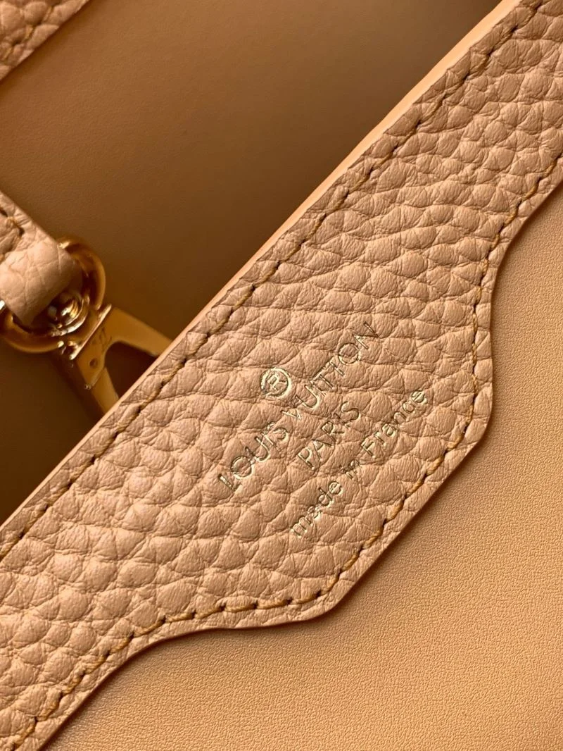 Bold Louis Vuitton Capucines BB Bags 40619