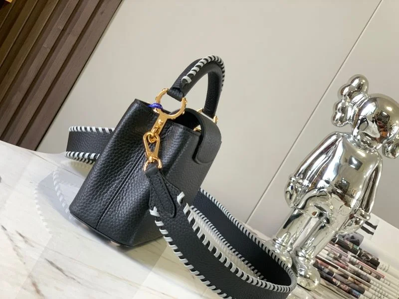 Louis Vuitton Capucines BB Bags Versatile 40608