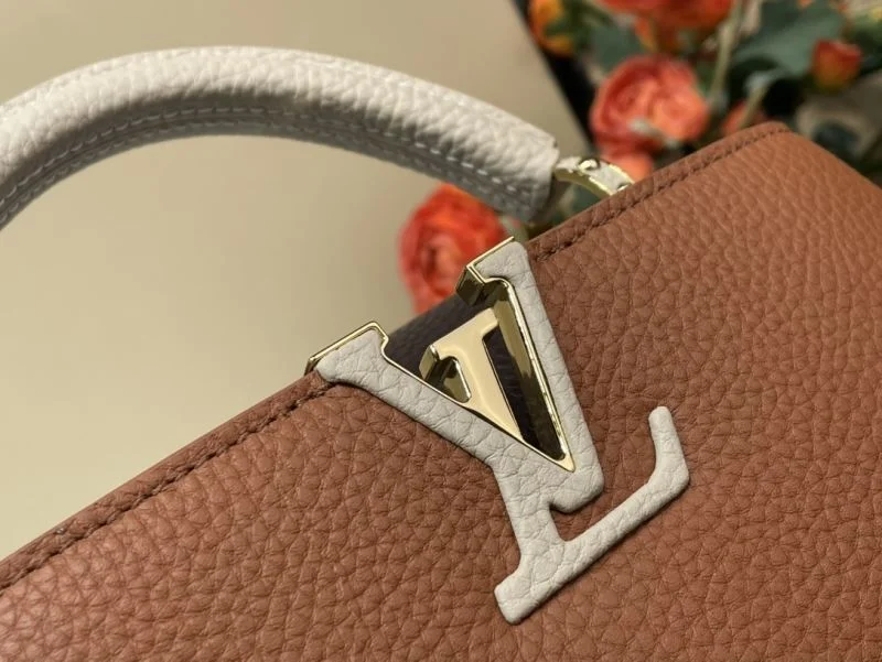 Neat Louis Vuitton Capucines BB Bags 40589